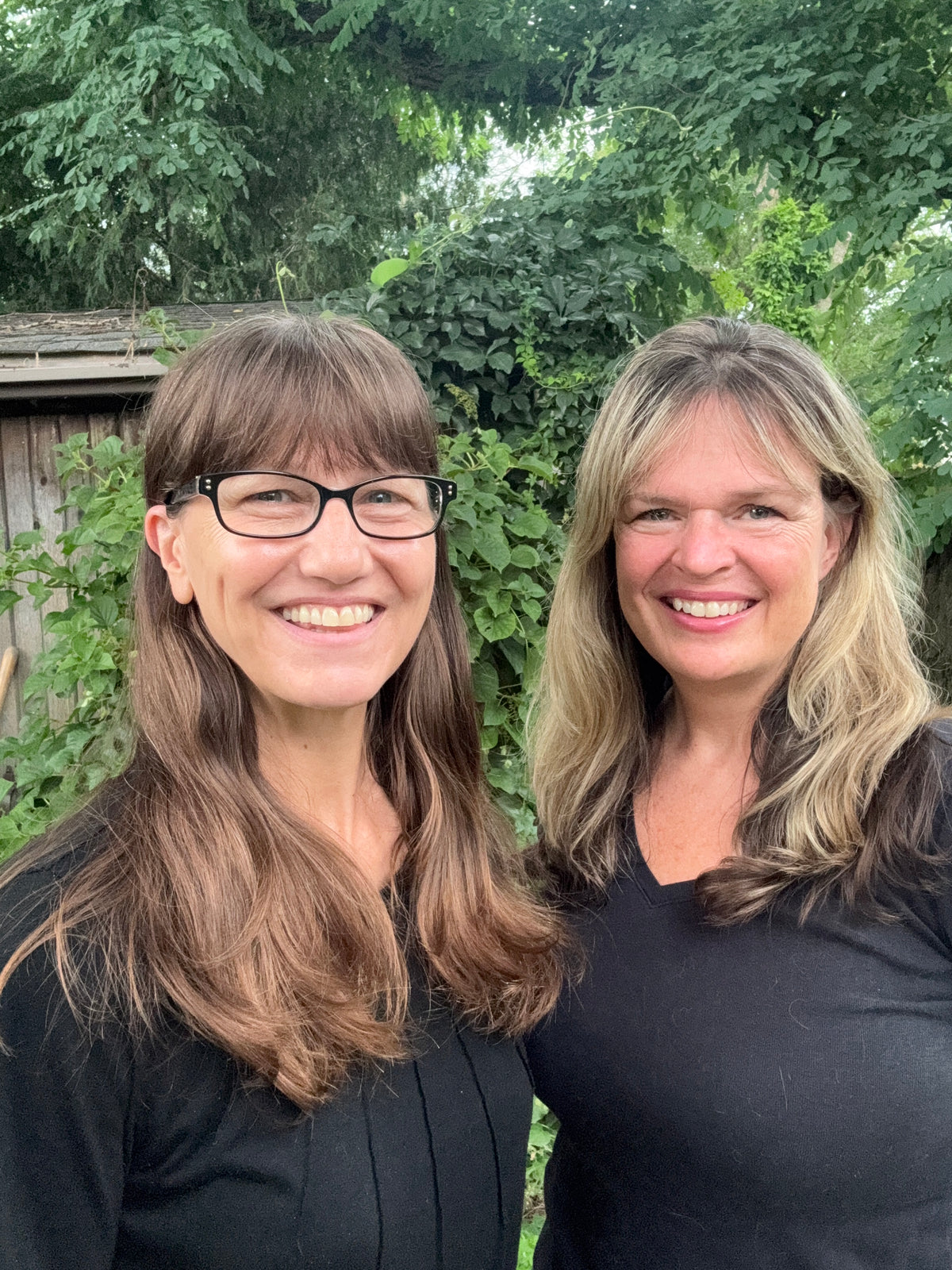 Founders of Thrive Wellness Rituals a Canadian and women owned botanical skincare brand for women over 40.